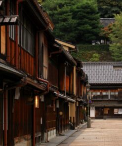 10 GU0010ES Kanazawa