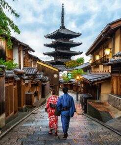 6 GU0002ES Por las calles de Kioto