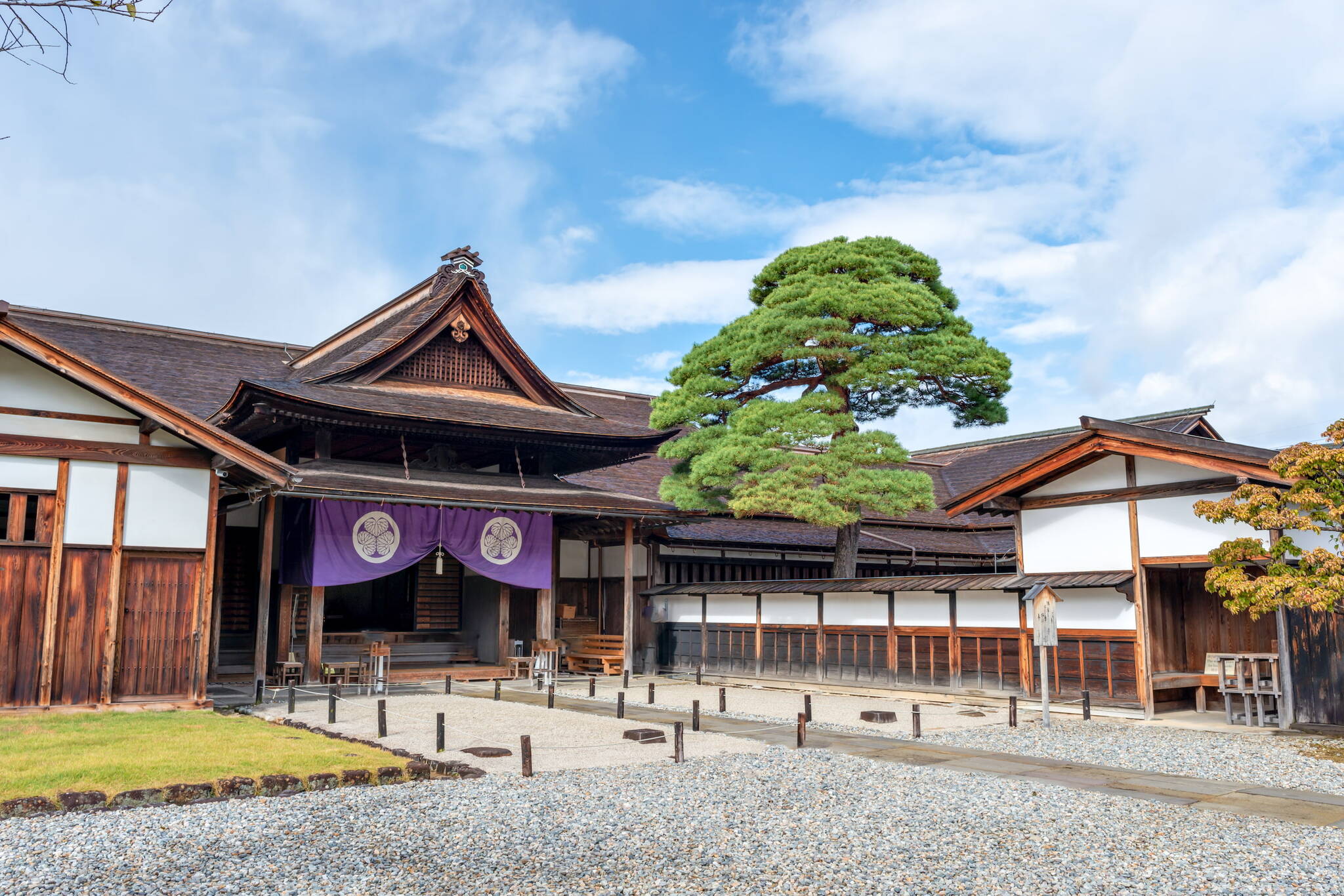 Descubriendo el Encanto de Japón en Mayo – 17-30 mayo de 2027 7 Descubriendo el Encanto de Japón en Mayo – 17-30 mayo de 2027 - Image 7